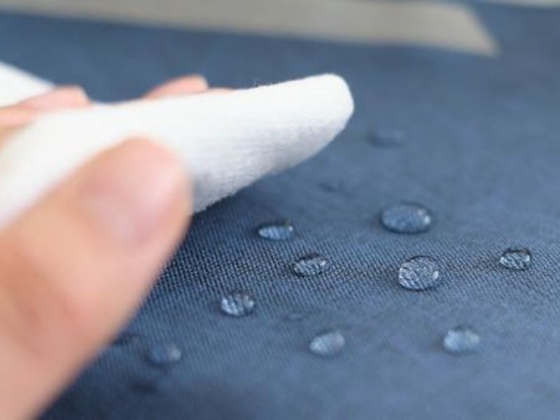 Bảo quản balo, túi xách trượt nước chống nước